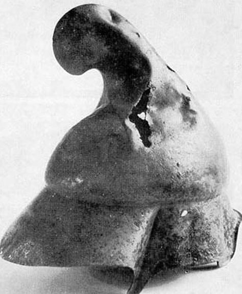 Коњанички шлем од македонската фаланга